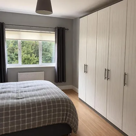 Spacious 4br In Wiz Free Parking * Drogheda